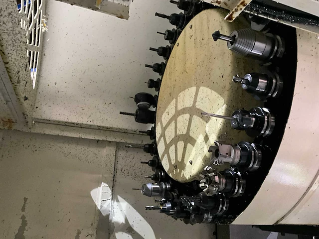2011 hartford vmc-1270 cnc bewerkingscentrum - afbeelding 11 van  23