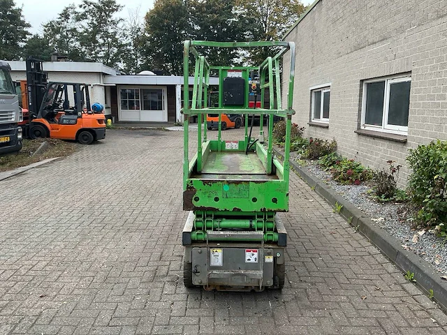 2011 haulotte compact 8 hoogwerker - afbeelding 25 van  28