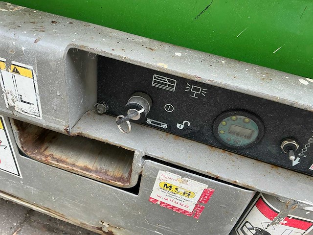 2011 haulotte compact 8 hoogwerker - afbeelding 13 van  28