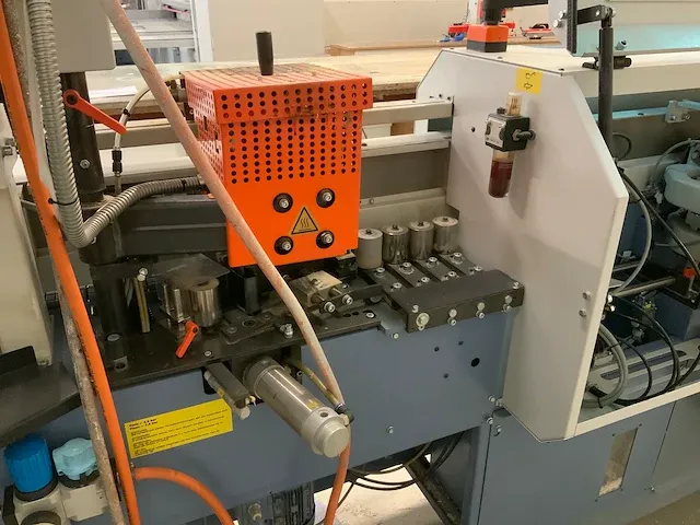 2011 hebrock akv 3000 dkf kantfineermachine - afbeelding 10 van  11