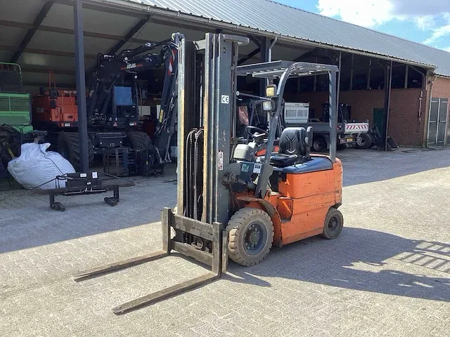 2011 heli cpd25fj2 vorkheftruck - afbeelding 1 van  20