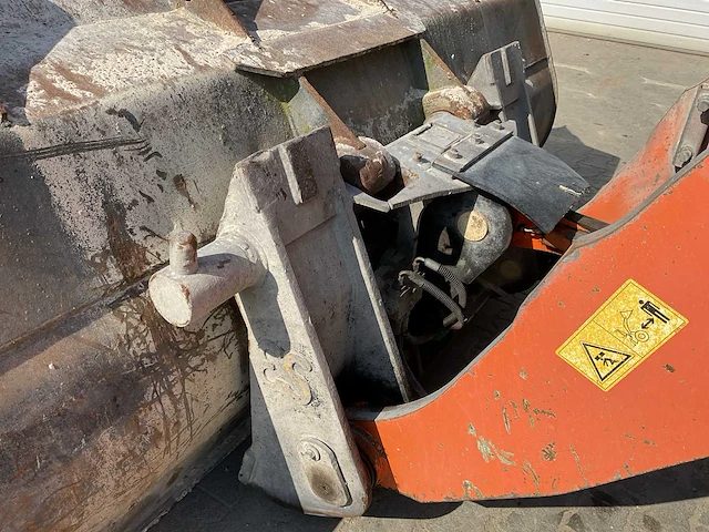 2011 hitachi zw180-3 shovel - afbeelding 13 van  37