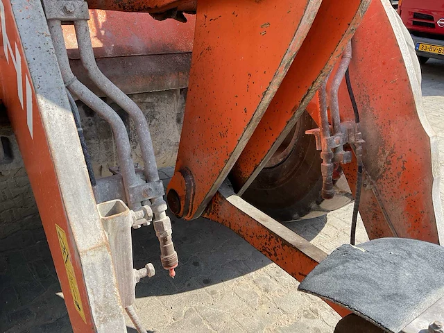 2011 hitachi zw180-3 shovel - afbeelding 16 van  37