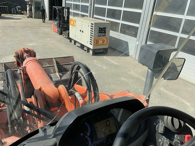 2011 hitachi zw180-3 shovel - afbeelding 35 van  37