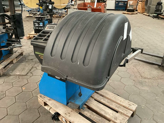 2011 hofmann geodyna 4500-2 banden balanceerapparaat - afbeelding 2 van  8