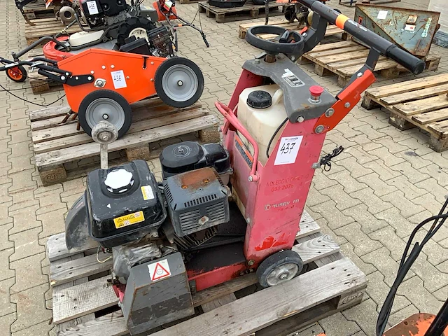 2011 husqvarna fs400lv asfaltzaagmachine / betonzaagmachine - afbeelding 2 van  7