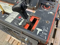 2011 husqvarna fs4800d asfaltzaagmachine / vloerzaag - afbeelding 2 van  14