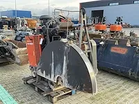2011 husqvarna fs8400 48 asfaltzaagmachine / betonzaagmachine - afbeelding 13 van  18