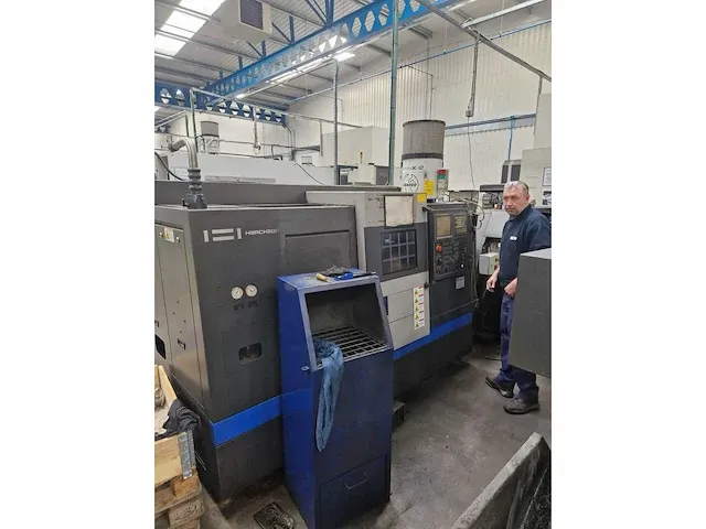 2011 hwacheon hi-tech 200b cnc draaibank - afbeelding 8 van  10