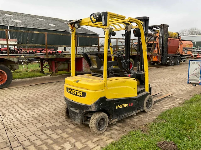 2011 hyster j1.6xn lwb vorkheftruck - afbeelding 11 van  16