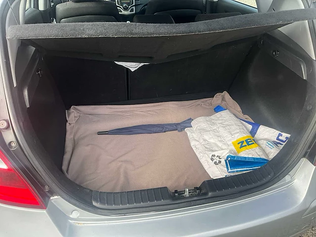2011 hyundai i30 personenauto - afbeelding 9 van  22