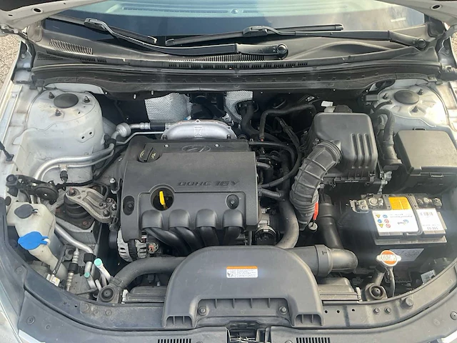 2011 hyundai i30 personenauto - afbeelding 15 van  22