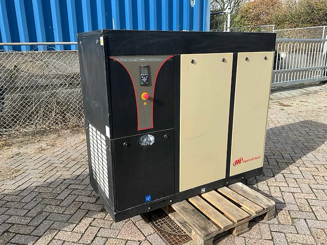 2011 ingersoll rand irn30k-cc schroefcompressor - afbeelding 1 van  11