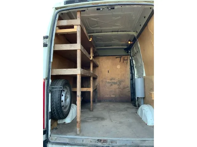 2011 iveco daily 29l10 bedrijfswagen - afbeelding 20 van  28