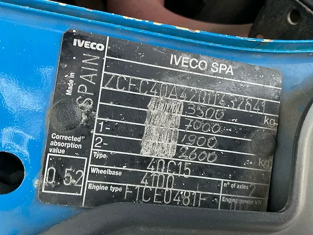2011 iveco daily 40c15 bedrijfsbakwagen met autolaadkraan - afbeelding 32 van  38