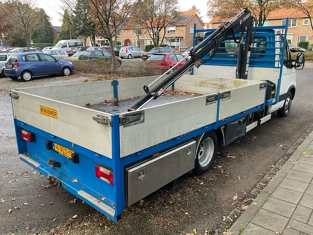 2011 iveco daily 40c15 bedrijfsbakwagen met autolaadkraan - afbeelding 34 van  38