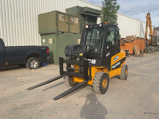 2011 jcb jcbtlt35j01540852 vorkheftruck - afbeelding 1 van  13