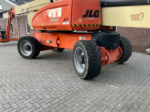 2011 jlg 1250 ajp hoogwerker - afbeelding 14 van  20