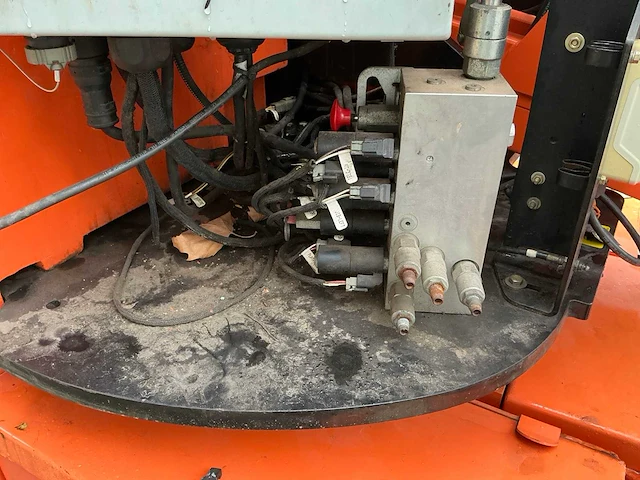 2011 jlg e300 ajp - afbeelding 6 van  28