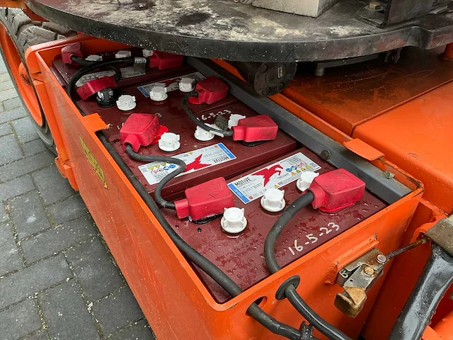 2011 jlg e300 ajp - afbeelding 7 van  28