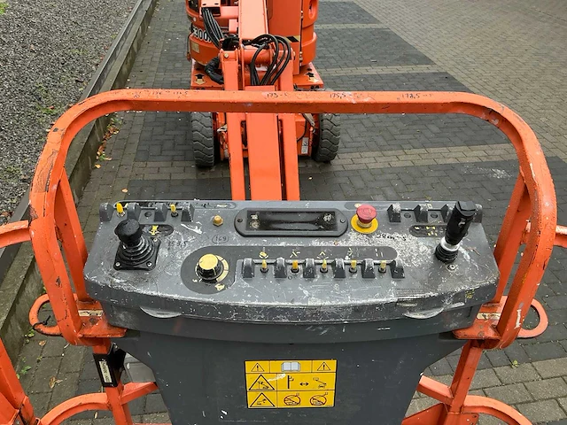 2011 jlg e300 ajp - afbeelding 25 van  28