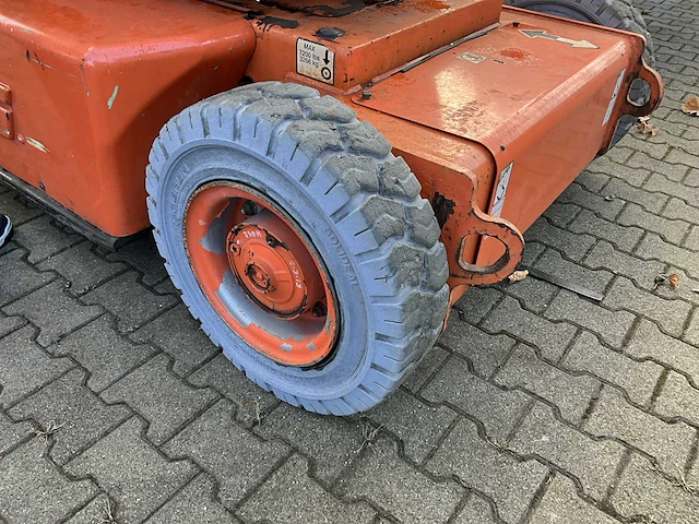 2011 jlg e400ajpn narrow hoogwerker - afbeelding 13 van  22