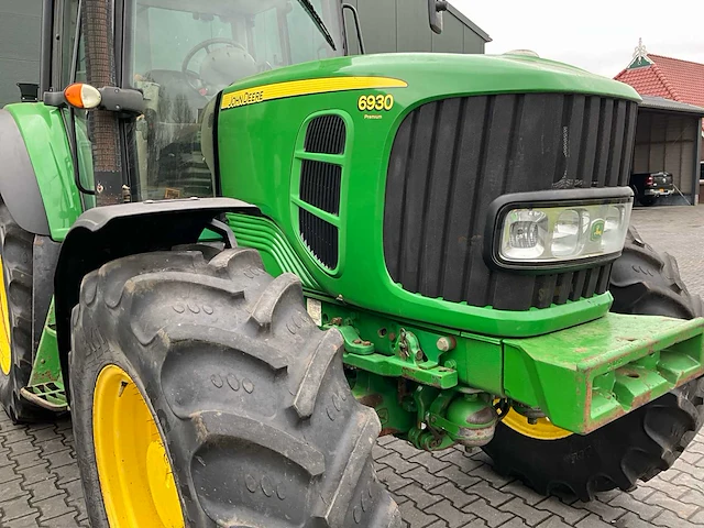 2011 john deere 6930 vierwielaangedreven landbouwtractor - afbeelding 5 van  34
