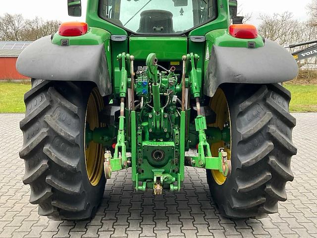 2011 john deere 6930 vierwielaangedreven landbouwtractor - afbeelding 11 van  34