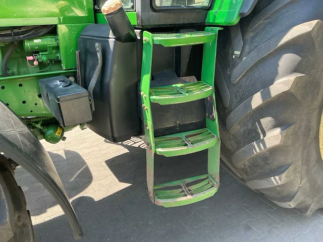 2011 john deere 7710 vierwielaangedreven landbouwtractor - afbeelding 3 van  37