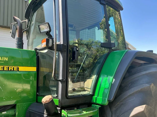 2011 john deere 7710 vierwielaangedreven landbouwtractor - afbeelding 4 van  37