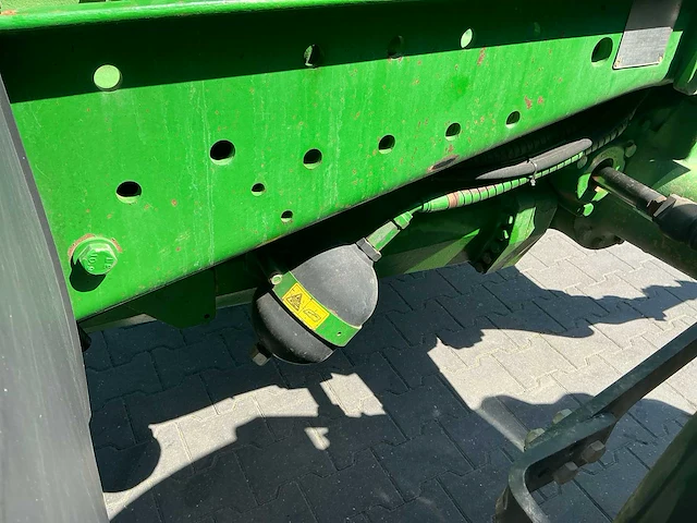 2011 john deere 7710 vierwielaangedreven landbouwtractor - afbeelding 17 van  37