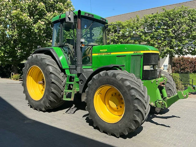 2011 john deere 7710 vierwielaangedreven landbouwtractor - afbeelding 34 van  37
