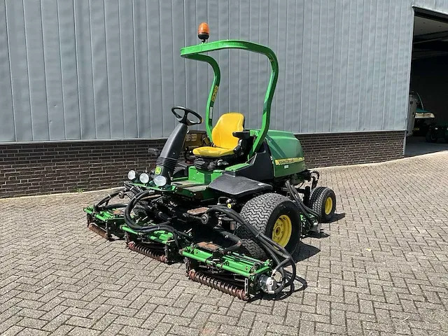 2011 john deere 8700 precisioncut grasmaaier - afbeelding 1 van  38