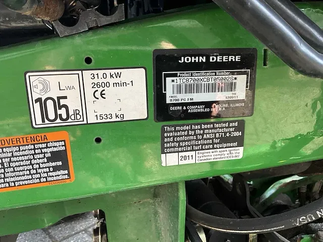 2011 john deere 8700 precisioncut grasmaaier - afbeelding 31 van  38