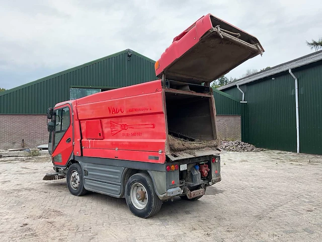2011 johnston cx 400 / 158b 101t zelfrijdende straatveegmachine - afbeelding 29 van  34