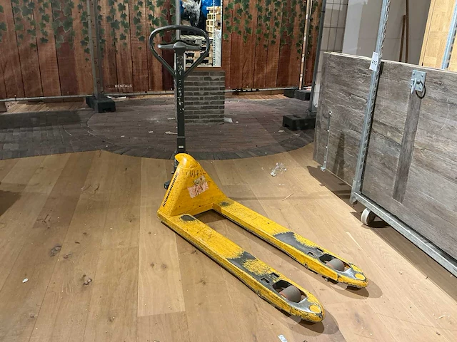 2011 jungheinrich am 22 hand hydraulische palletwagen - afbeelding 1 van  3