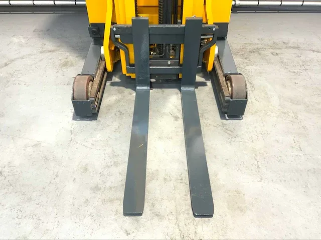 2011 jungheinrich etv 214 reach truck - afbeelding 3 van  23