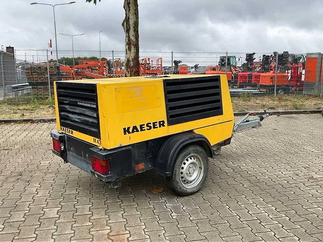 2011 kaeser m43.1 luchtcompressor aanhangwagen - afbeelding 20 van  24