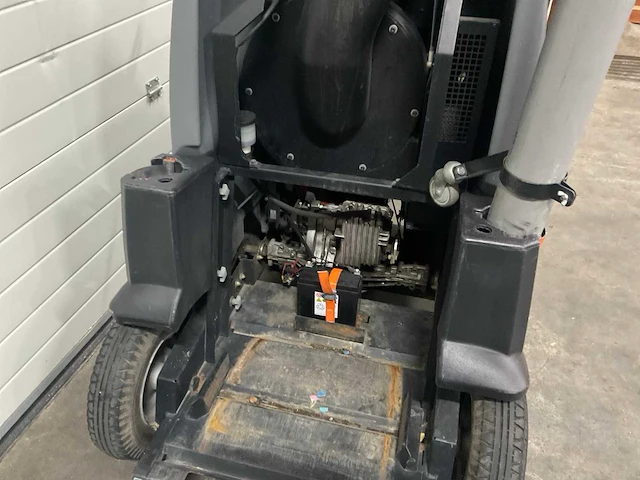 2011 karcher ic 15/240 bladblazer - afbeelding 5 van  10