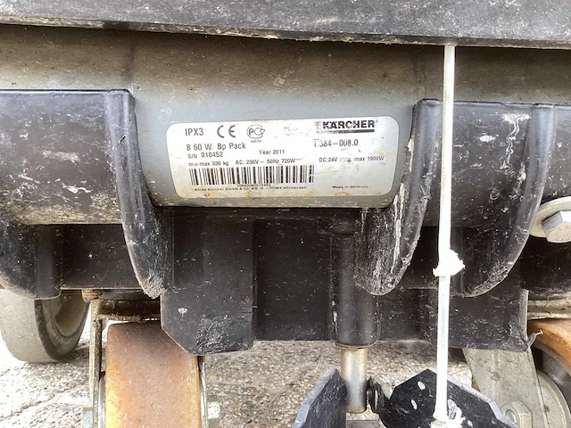 2011 kärcher professional b 60w vloerreiniger - afbeelding 6 van  9