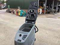 2011 kärcher professional b 60w vloerreiniger - afbeelding 7 van  9