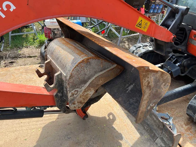 2011 kubota kx016-4 minigraafmachine - afbeelding 11 van  18