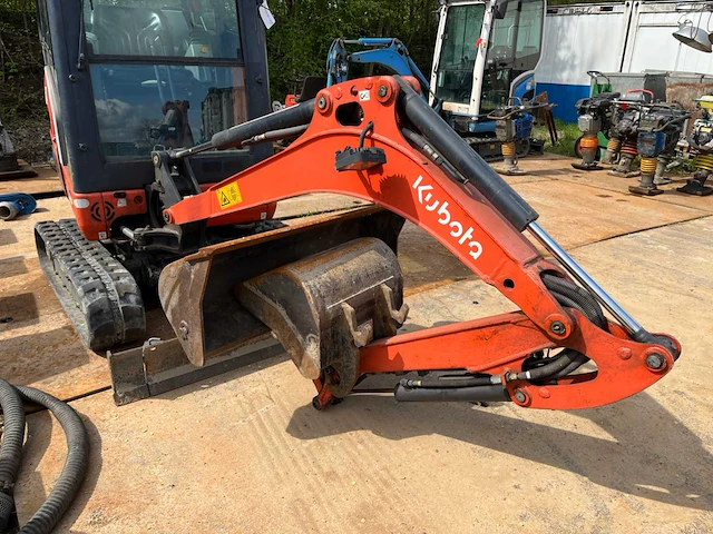 2011 kubota kx016-4 minigraafmachine - afbeelding 6 van  18