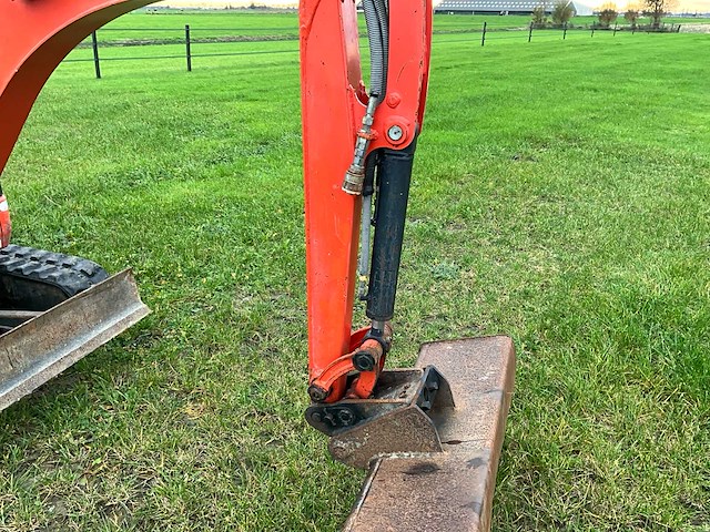 2011 kubota kx018-4 minigraafmachine - afbeelding 7 van  29