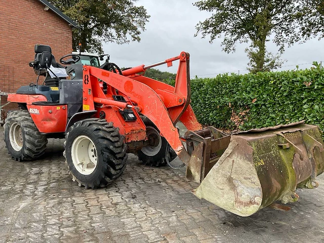 2011 kubota r520nh shovel - afbeelding 30 van  34