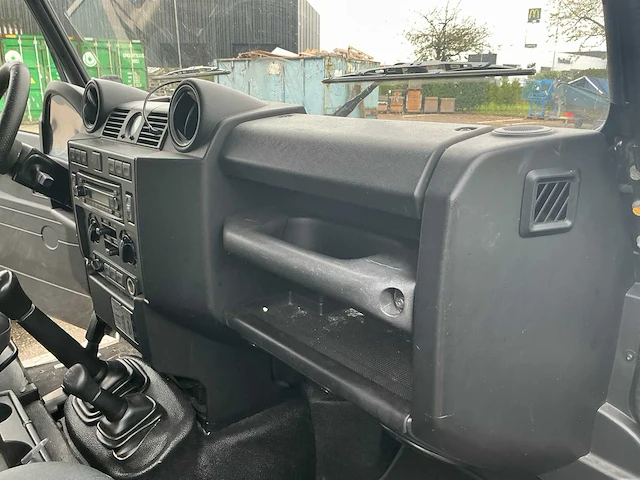 2011 land rover defender bedrijfswagen (8-vkz-64) - afbeelding 7 van  19
