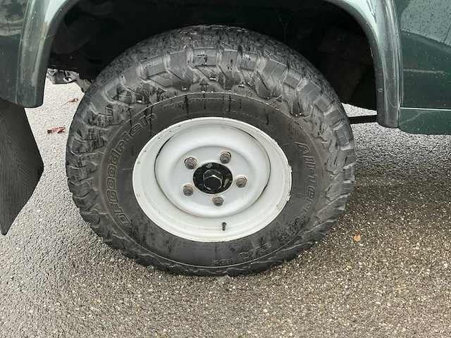 2011 land rover defender bedrijfswagen (8-vkz-64) - afbeelding 9 van  19