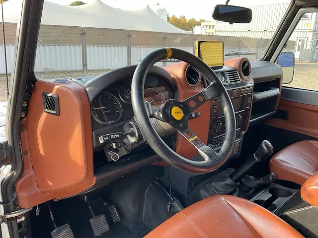 2011 land rover defender personenauto - afbeelding 8 van  30