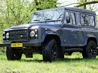 2011 land rover defender personenauto