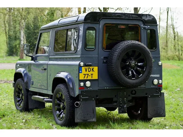 2011 land rover defender personenauto - afbeelding 22 van  30